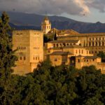 Alhambra: Ispanijos Architektūros Stebuklas