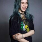 Billie Eilish: Moteriški Kvepalai, Atspindintys Intymumą ir Kūno Grožį