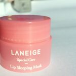 LANEIGE Lūpų Miego Kaukė: Intensyvi Drėgmė Jūsų Lūpoms