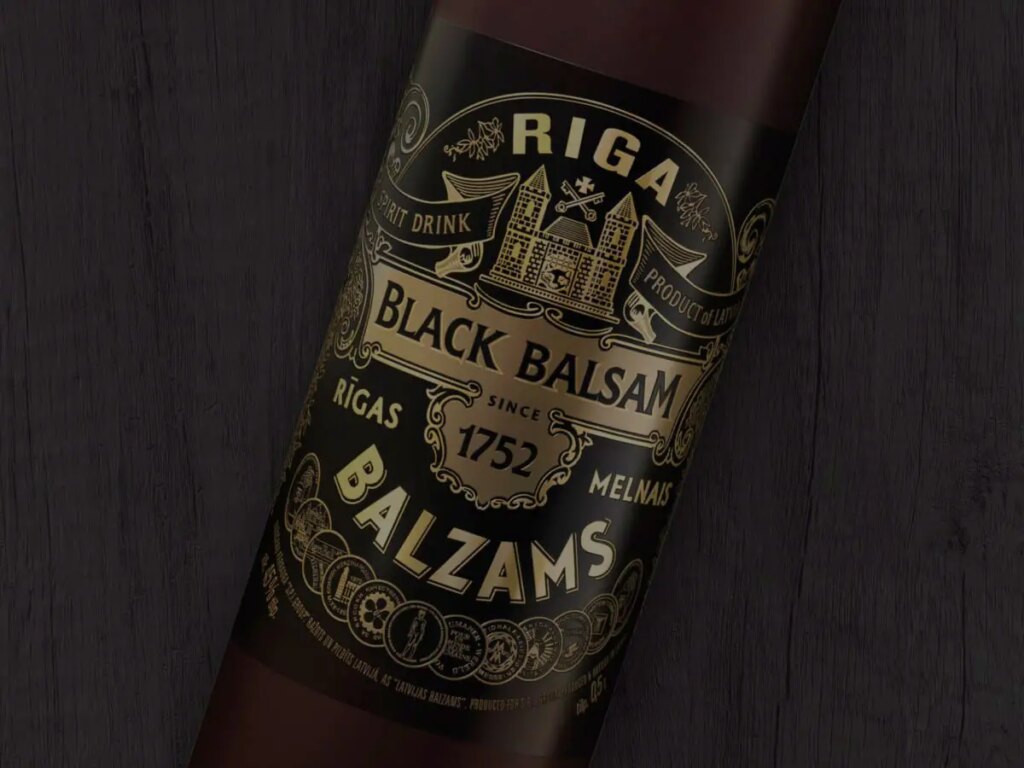 Riga Black Balsam: Latvijos Tradicinis Balzamas su Ilga Istorija